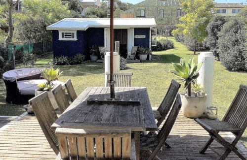 Culburra Beach Cottage | CUBBYHOUSE - Lake/Beach/Park opposite, Pet Friendly.nSleeps 7- 3 bdrm, 2 bathrmn