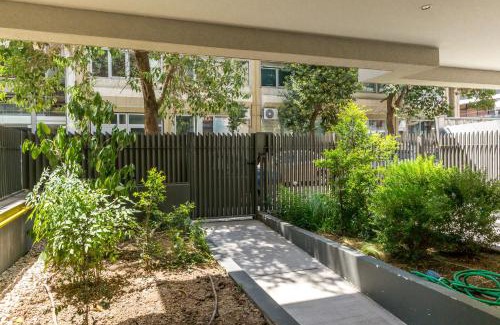 Ampelokipoi Apartment | Cubes Living Athens Goudi