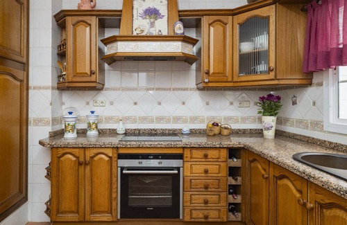 Alhaurin el Grande Apartment | Cubo's Apartamento Gongora A/air conditioning/free wifi/terrace