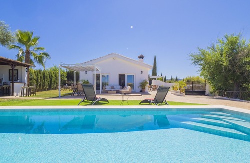 Alhaurin el Grande Cottage | Cubo's Casa Rural Huertas de Alhaurin/private pool/air conditioning/BBQ