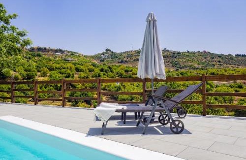 Yunquera House | Cubo's Casa Rural Jaramago