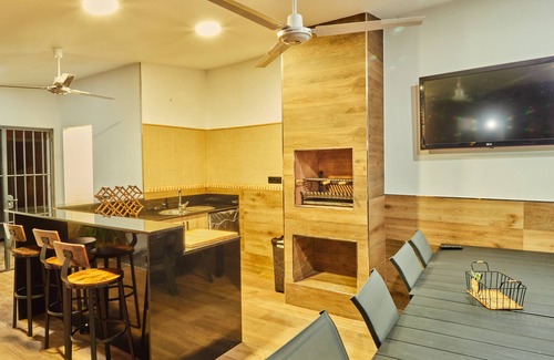 Casabermeja Villa | Cubo's Finca El Nogal de los Montes de Málaga/private pool/privacy