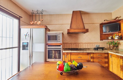 Casabermeja Villa | Cubo's Finca El Nogal de los Montes de Málaga/private pool/privacy