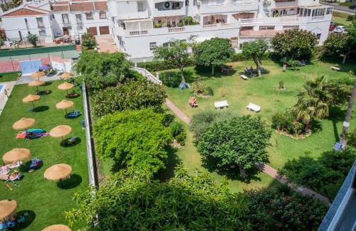 Mezquitilla Apartment | Cubo's Urban Beach Algarrobo