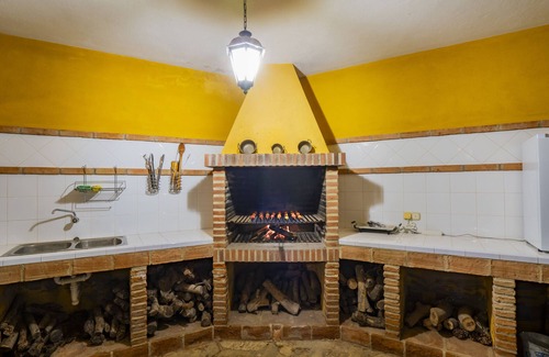 Alhaurin el Grande Villa | Cubo's Villa Bresell Privacy Pool & Family Fun/paddle tennis court/games room/free Wi-Fi