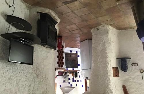 Baza House | Cueva El Guindas