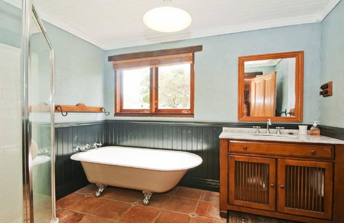 Culburra Beach Cottage | Culburra Cottage - near Lake Wollumboola