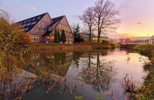 Bruggenmors Hotel | Cultural Getaway w/Free Parking In Enschede — Walk To Rijksmuseum And Volkspark
