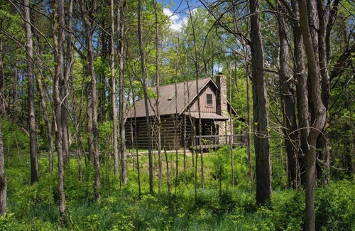 Logan Cabin | Cumberland - Hosted by The Chalets