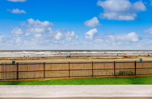 Galveston Apartment | Curious Seagull