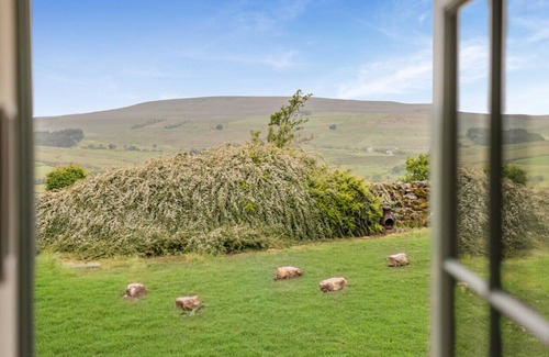Leyburn House | Curlew - Swineside - One Bedroom House, Sleeps 2