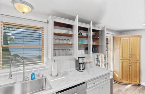 Ashwaubenon House | Curlys Backyard - Premier Location! Lambeau GB