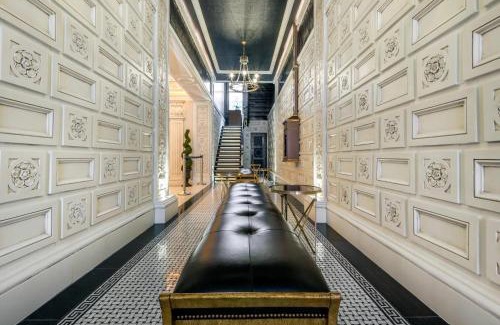 Downtown Buffalo Hotel | Curtiss Hotel, an Ascend Collection Hotel