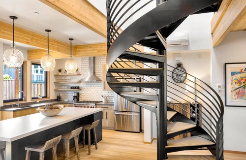 Stinson Beach House | Custom Beach Front Property