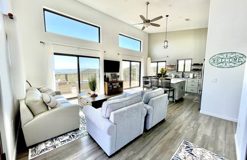 Fairfield Villa | Custom Home! Gorgeous VIEWS! Wine Country, near Napa!