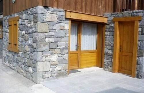 Le Grand-Bornand Apartment | CUTE 2 ROOMS SITUATED IN FOOT TRACK CHINAILLON LE GRAND BORNAND