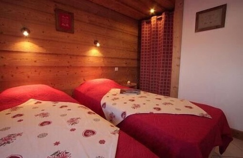 Le Grand-Bornand Apartment | CUTE 2 ROOMS SITUATED IN FOOT TRACK CHINAILLON LE GRAND BORNAND