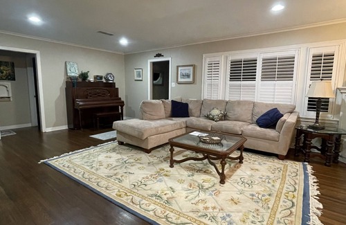 Amarillo House | Cute 3 bedroom 2 bath home centrally located