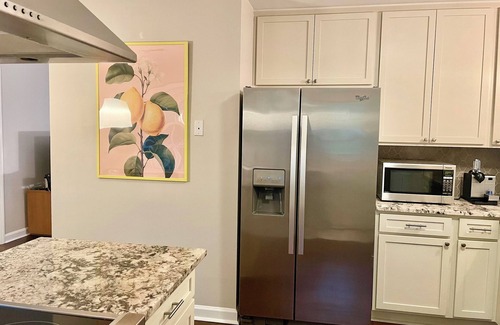 Madison Park House | Cute 3 BR near South End and South Park pet friendly!