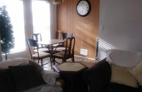 Rockford House | Cute and Cozy