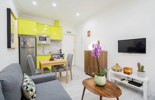 Trafalgar Apartment | CUTE Apartment Downtown Madrid Centro Bilbao M (EGU4)