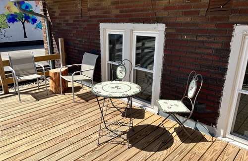 Coon Rapids Apartment | Cute apartment in the heart of downtown