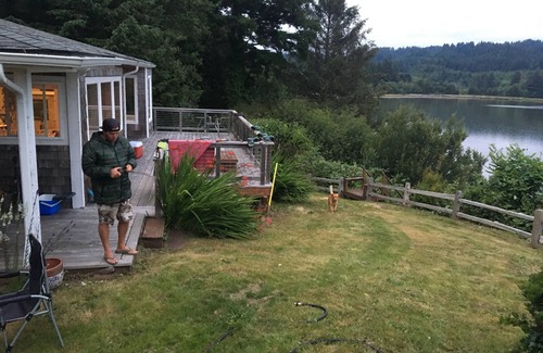 Waldport House | Cute Bayfront cottage w/stairs to water. Breathtaking views & wildlife viewing!
