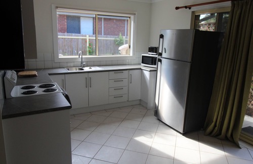 Crescent Head House | Cute Beachside Apartment - Central Location