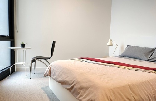 Burwood East Bed & Breakfast | Cute bedroom in a shared apartment with private bathroom in Burwood Brickworks.