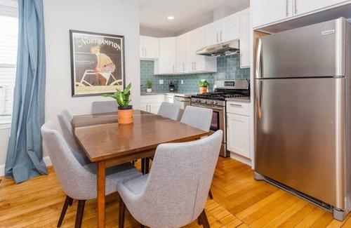 Dorchester Condo | Cute Boston Condo | Near T
