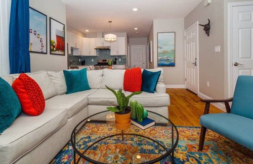 Dorchester Condo | Cute Boston Condo | Near T
