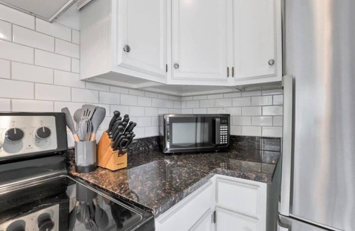 Clintonville House | Cute Clintonville Cottage -3 BR