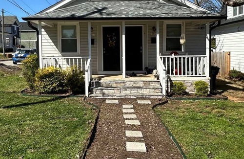 Downtown Apartment | Cute Condo Near Downtown