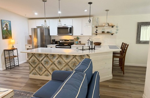 Cortez House | Cute Cortez Water View Getaway