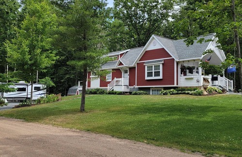 Mears House | Cute Cottage Lake Michigan Beach Pentwater Silver Lake Sand Dunes