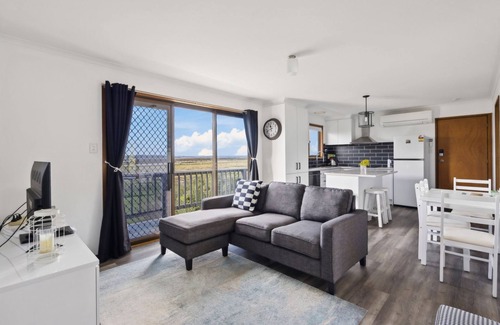 Venus Bay House | Cute Cottage with a View