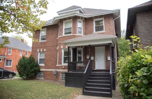 Detroit Apartment | Cute & Cozy North End Studio