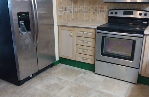 Fellowship House | Cute house good neighborhood 6 miles from WEC fenced yard and plenty parking