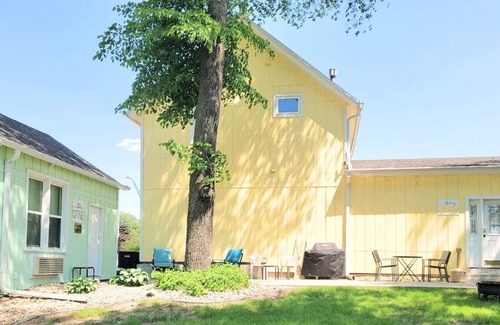 Arnolds Park Cottage | Cute little cottage in the best location.