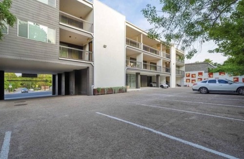 Dawson Condo | Cute S 1st Condo 5 Minutes to Downtown