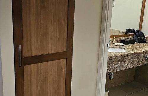 Waikiki Hotel | Cute Studio in Palms at Waikiki