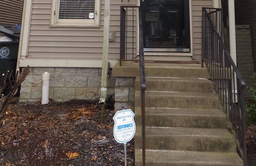 North Upper Street House | Cute Two-Story Downtown Shotgun Home