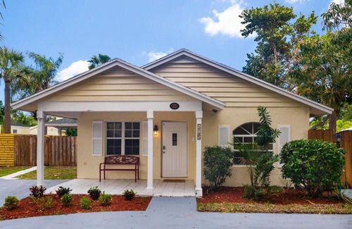 Old Northwood Historic District Villa | Cute Villa 1