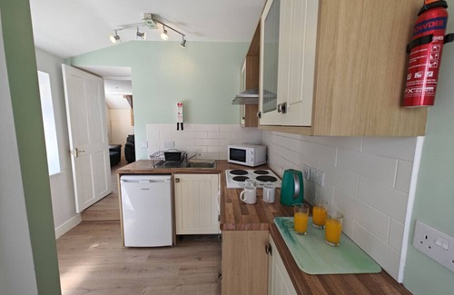 Berwick-upon-Tweed House | Cuthbert Cottage - Beal