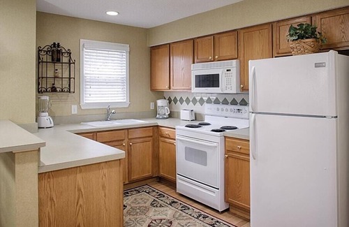 Villa Rica Condo | CW Villas at Fairfield |2BR/2BA King Balcony Suite
