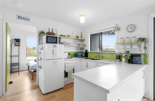 Smiths Beach House | cweed