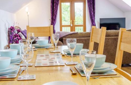 Cross Inn House | Cwmhyfryd