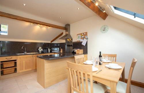Keswick House | Cygnet Cottage