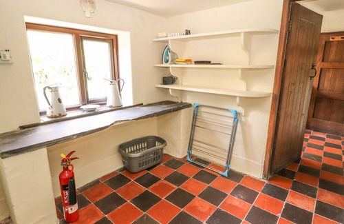 Conwy Cottage | CYMRYD UCHAF, pet friendly, character holiday cottage in Conwy