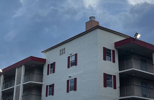 Lauderdale Lakes Apartment | Cypress Condo Updated 1/1.5 Park and Sunset views-Safe-Secure-Close to beach